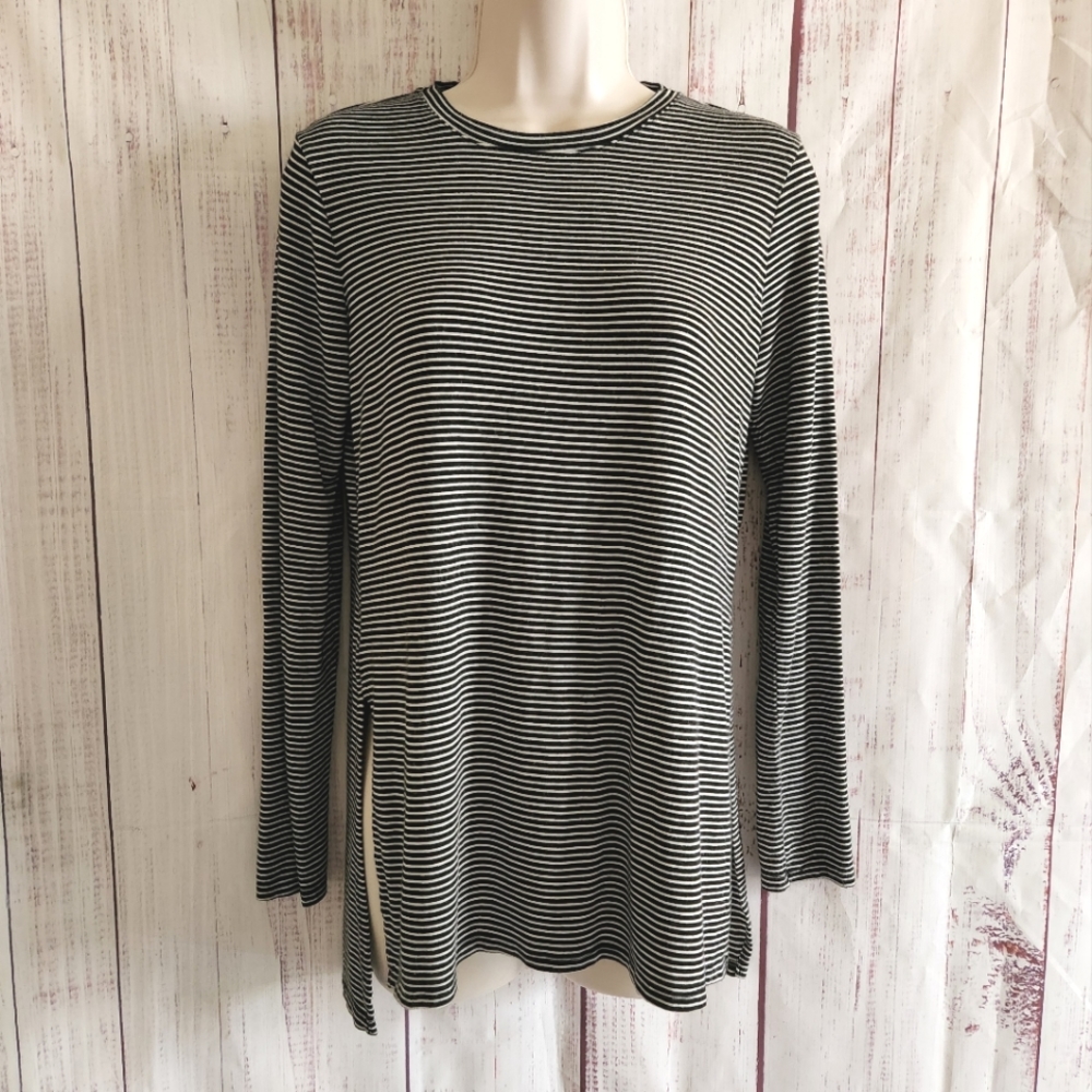 Fabletics Small Black Striped Long Sleeve Top